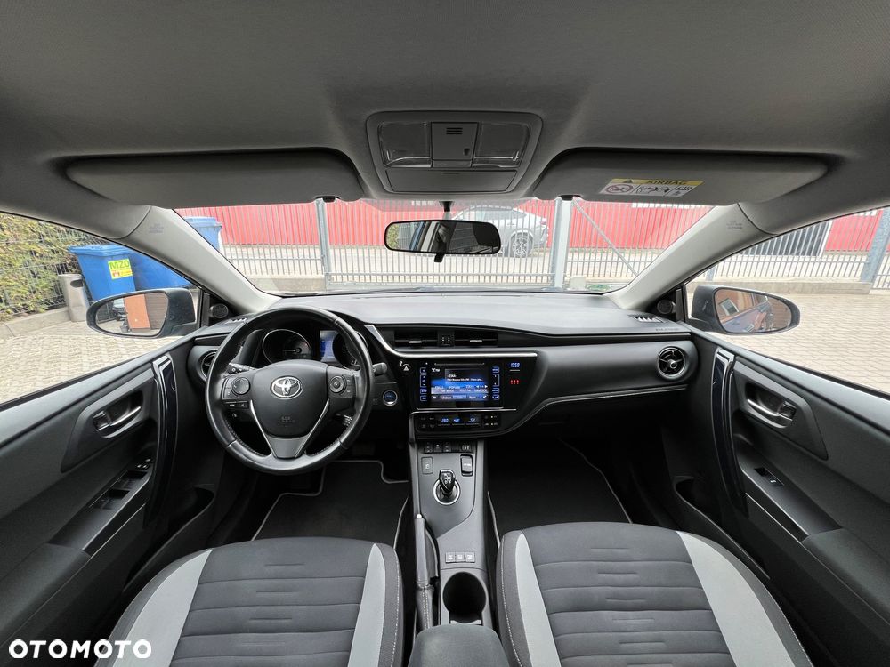 Toyota Auris - 21