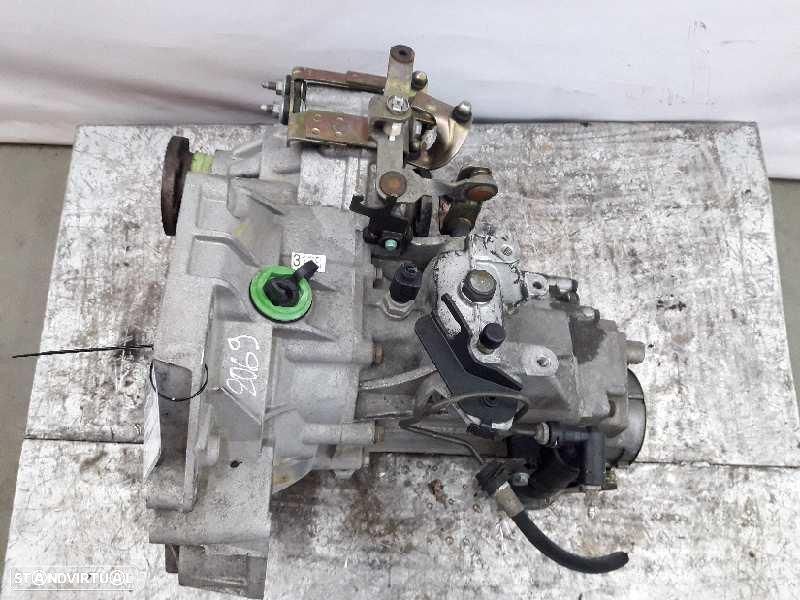 CAIXA DE VELOCIDADES VOLKSWAGEN GOLF IV BERLINA 1J110.1997 REF. DSB - 1