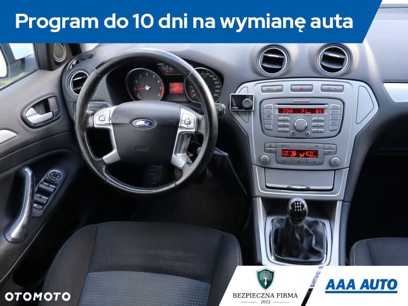 Ford Mondeo - 8
