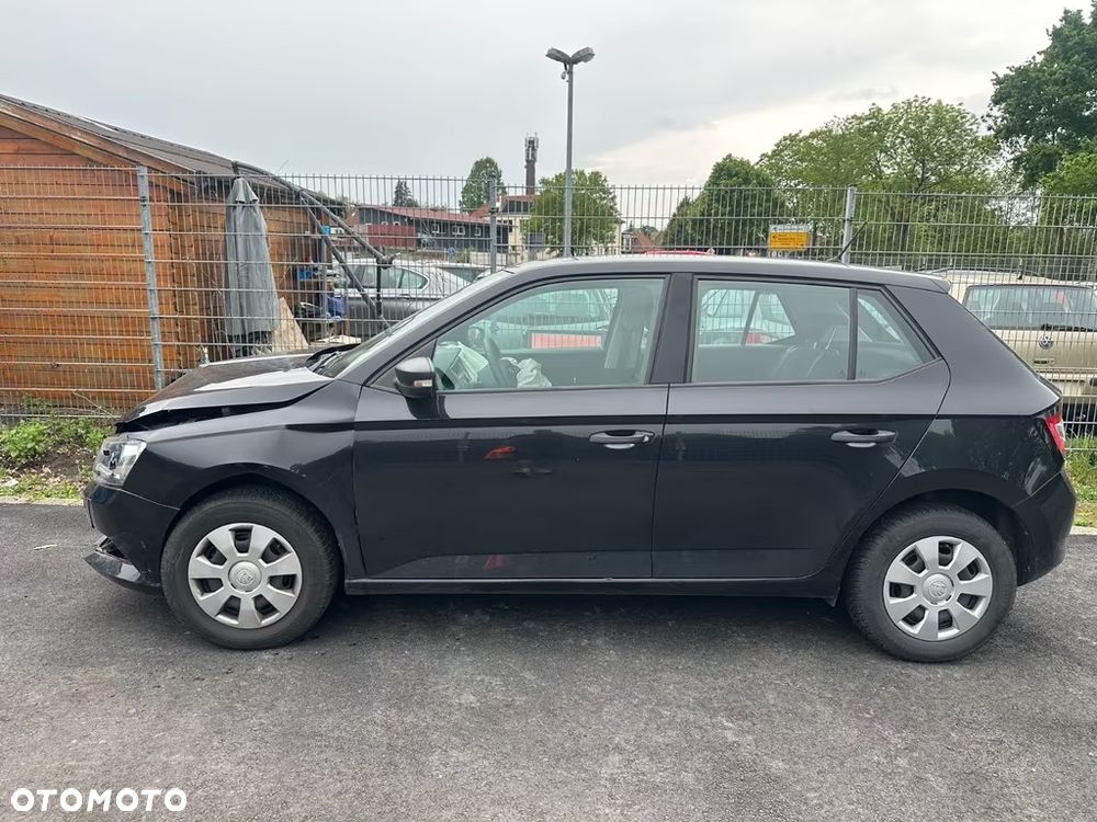 Skoda Fabia - 6