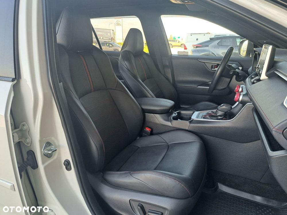 Toyota RAV4 - 22