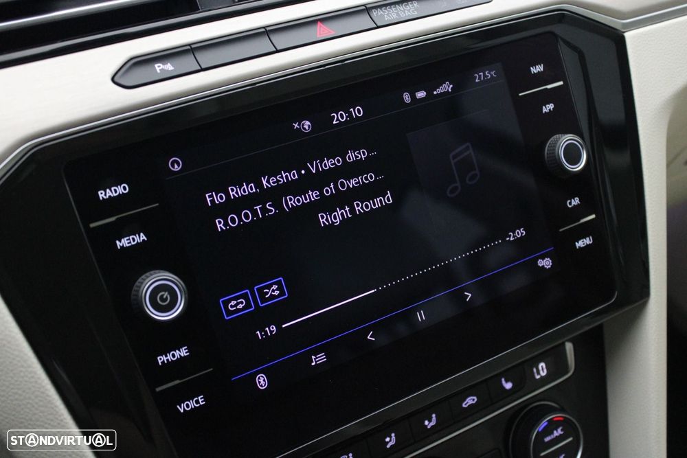 VW Passat Variant 2.0 TDI Highline DSG - 18