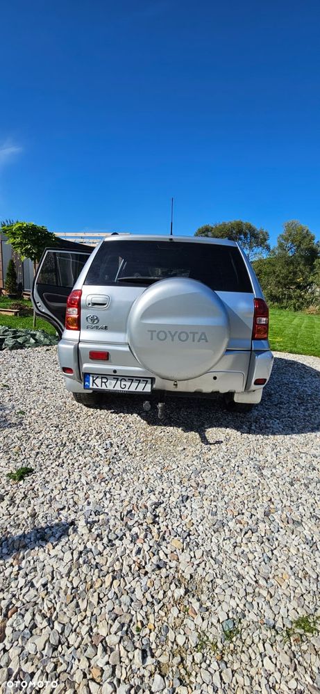 Toyota Rav4 2005 photo 5