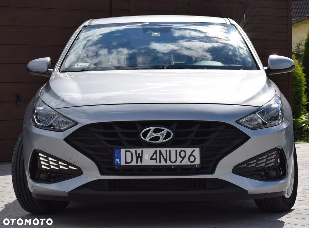 Hyundai i30 1.5 DPI Classic + - 3