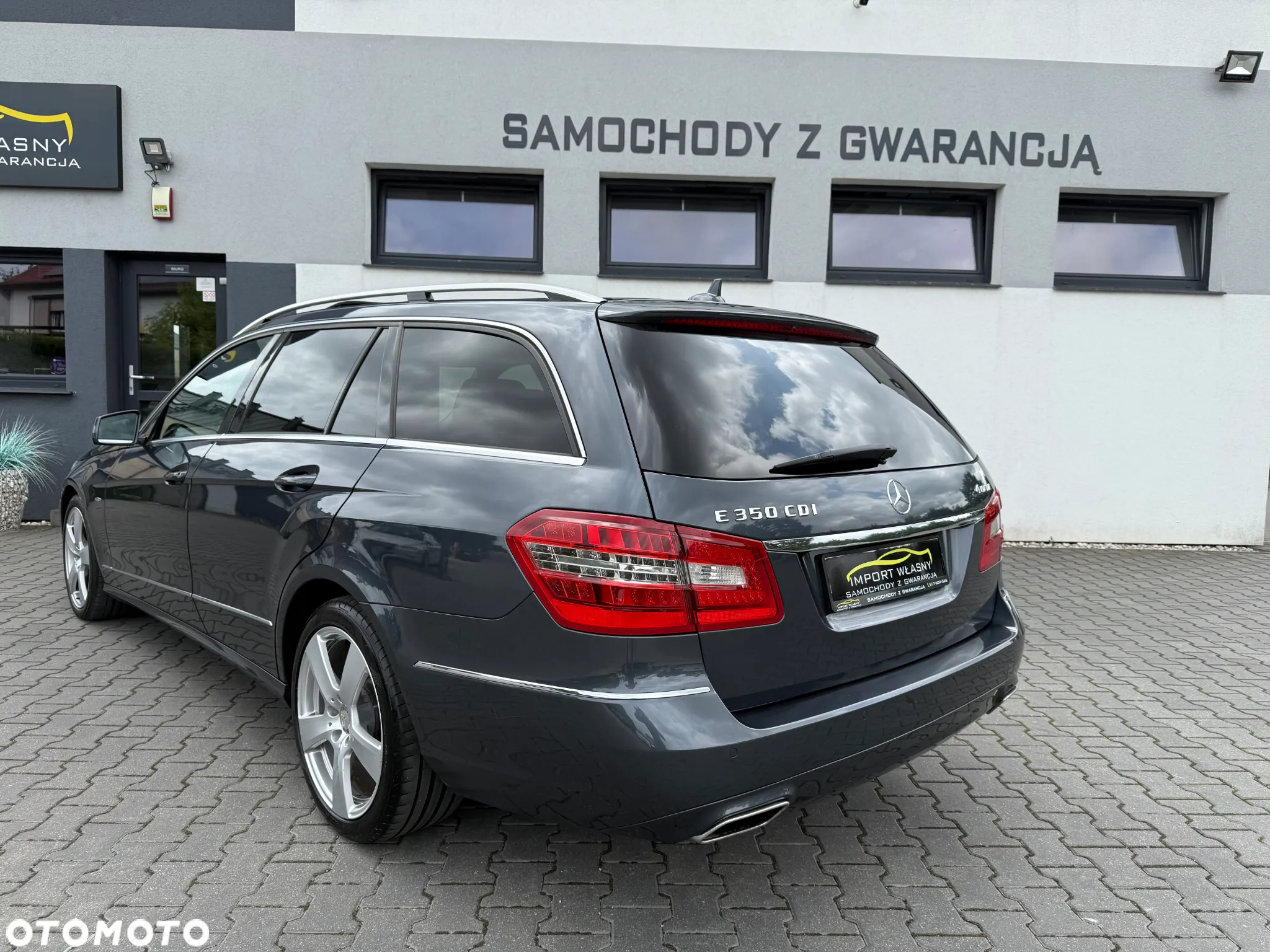 Mercedes-Benz Klasa E 350 T CDI DPF 4Matic BlueEFFICIENCY 7G-TRONIC - 3