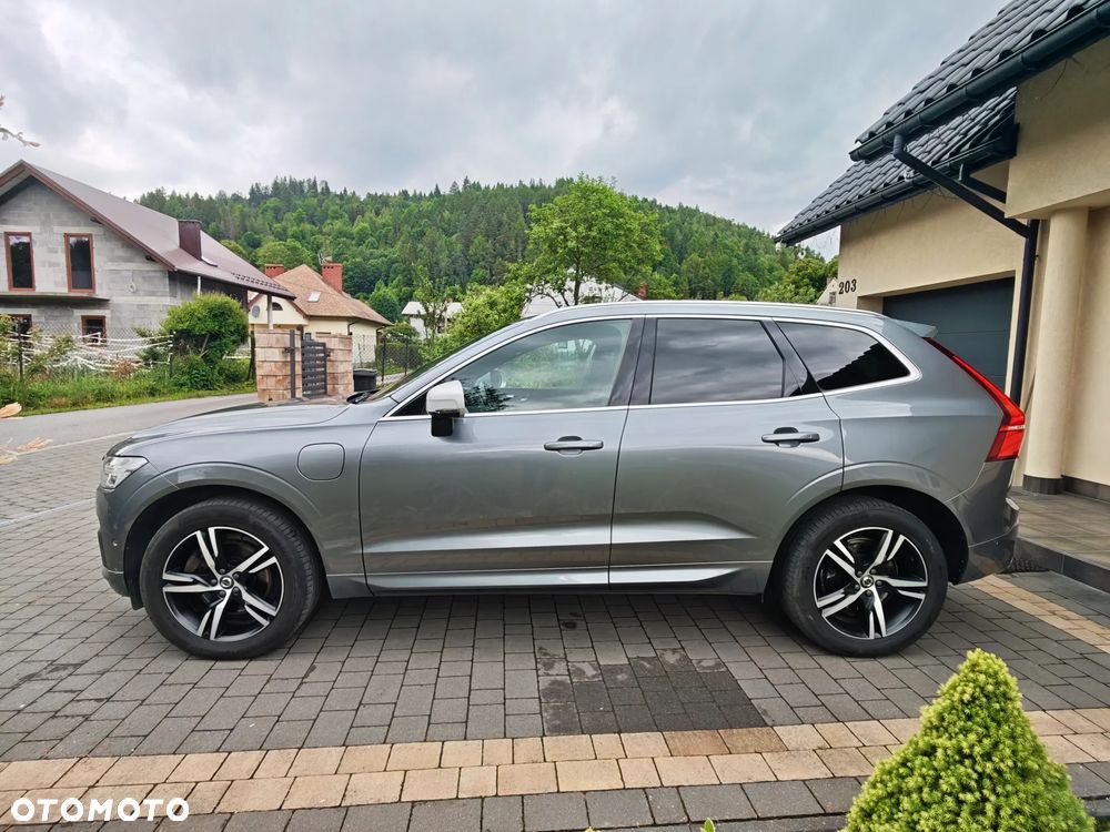 Volvo XC 60 T8 AWD Recharge Geartronic RDesign Expression - 34