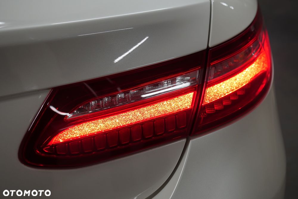 Mercedes-Benz Klasa E - 10