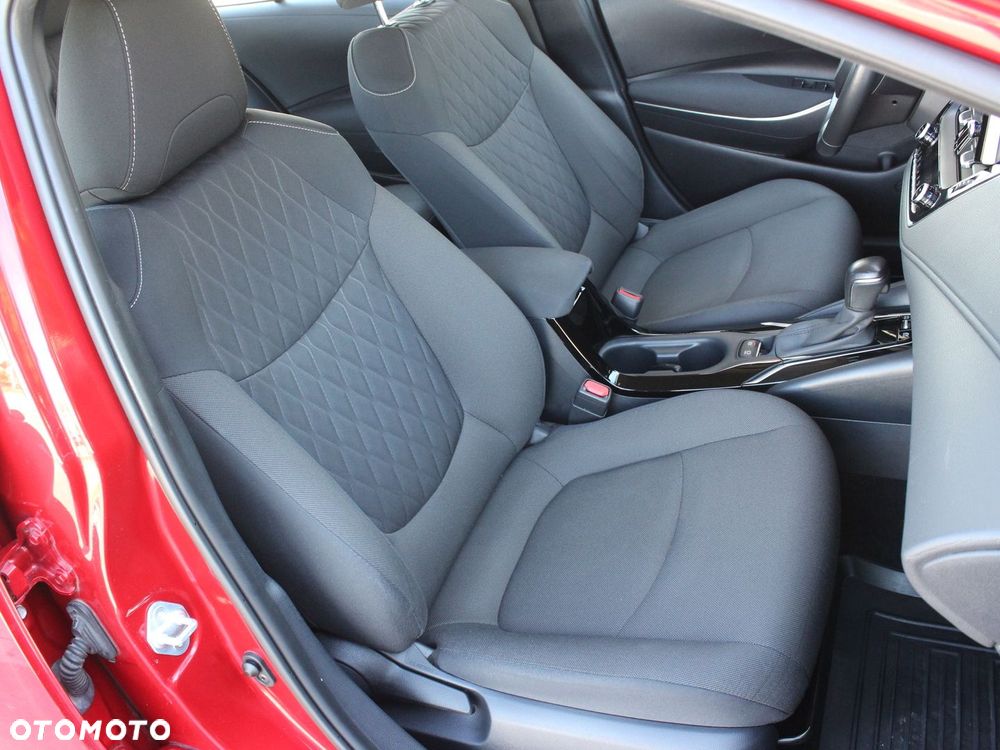 Toyota Corolla - 12