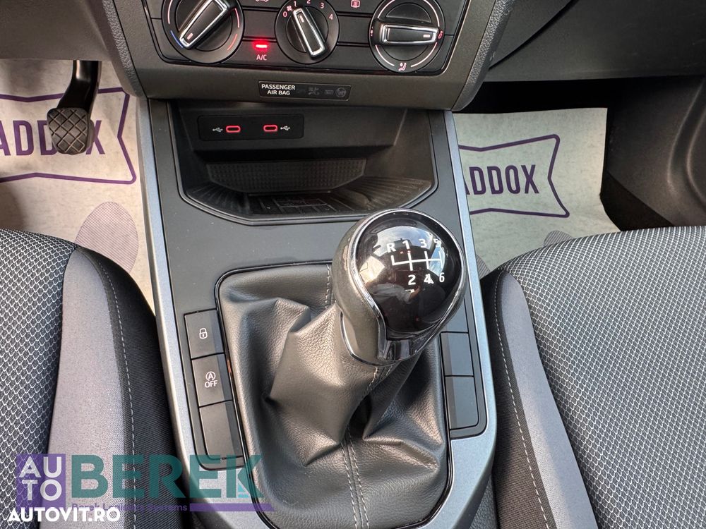 Seat Arona - 11