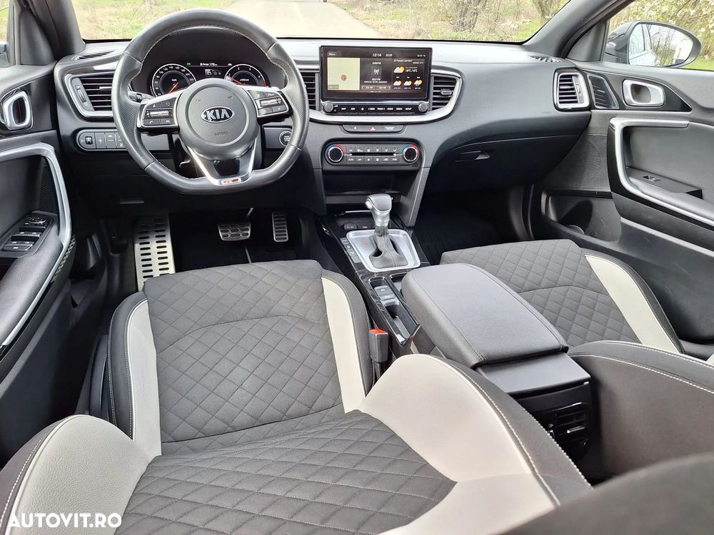 Kia Pro Ceed ProCeed 1.6 CRDi DCT7 SCR GT LINE - 31
