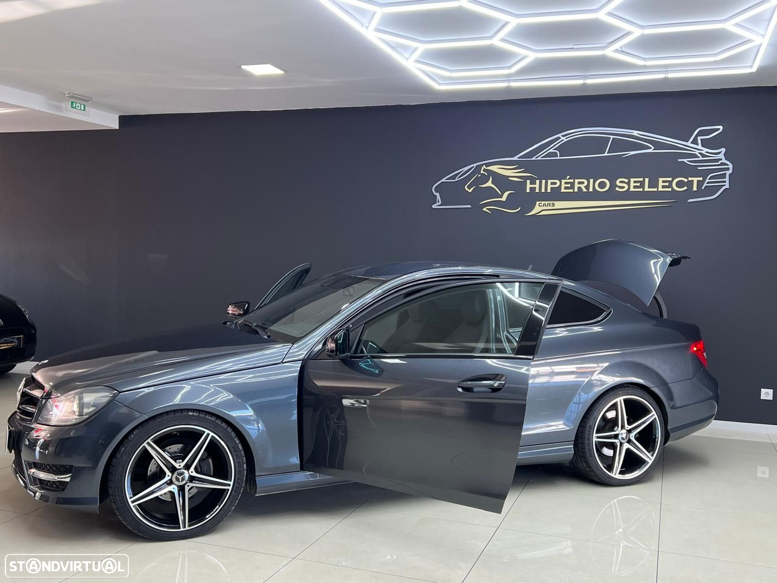 Mercedes-Benz C 220 CDI DPF Coupe BlueEFFICIENCY 7G-TRONIC Edition 1 - 18