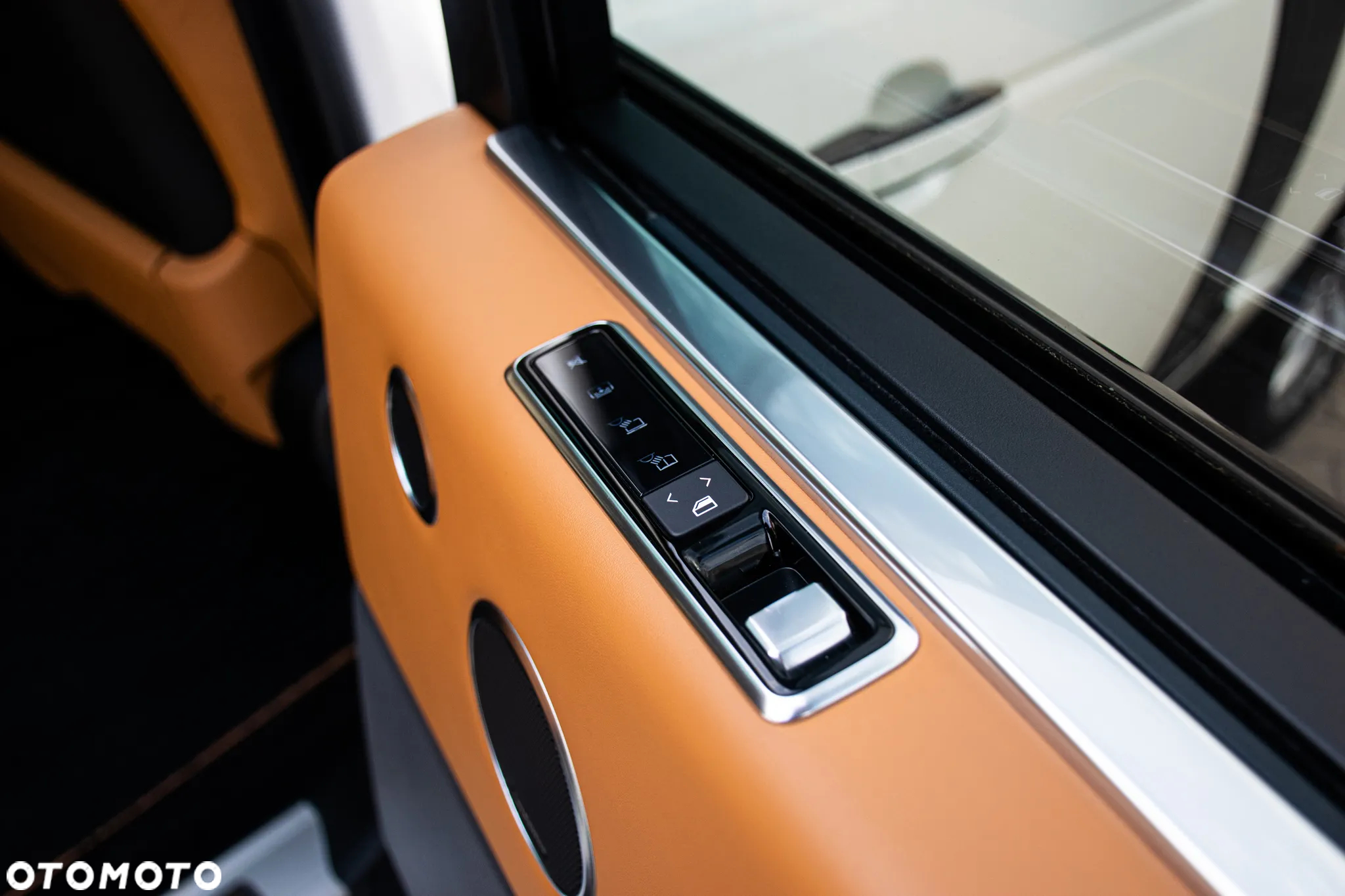 Land Rover Range Rover 3.0 I6 LWB Vogue - 27