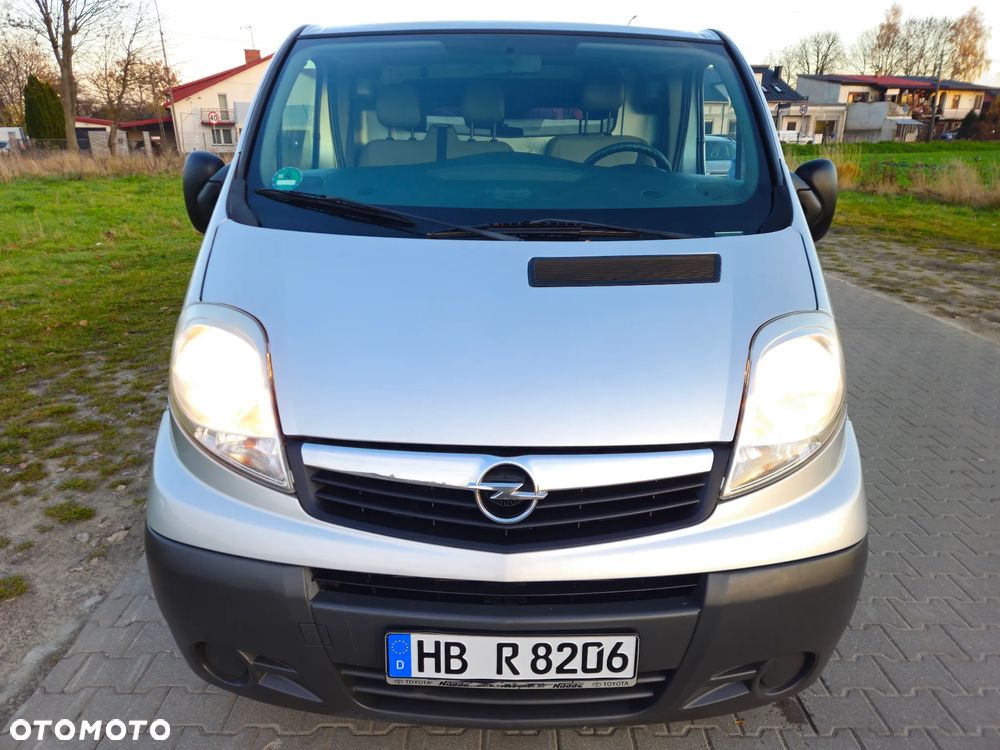 Opel VIVARO 2.0 cdti KLIMATYZACJA - 29