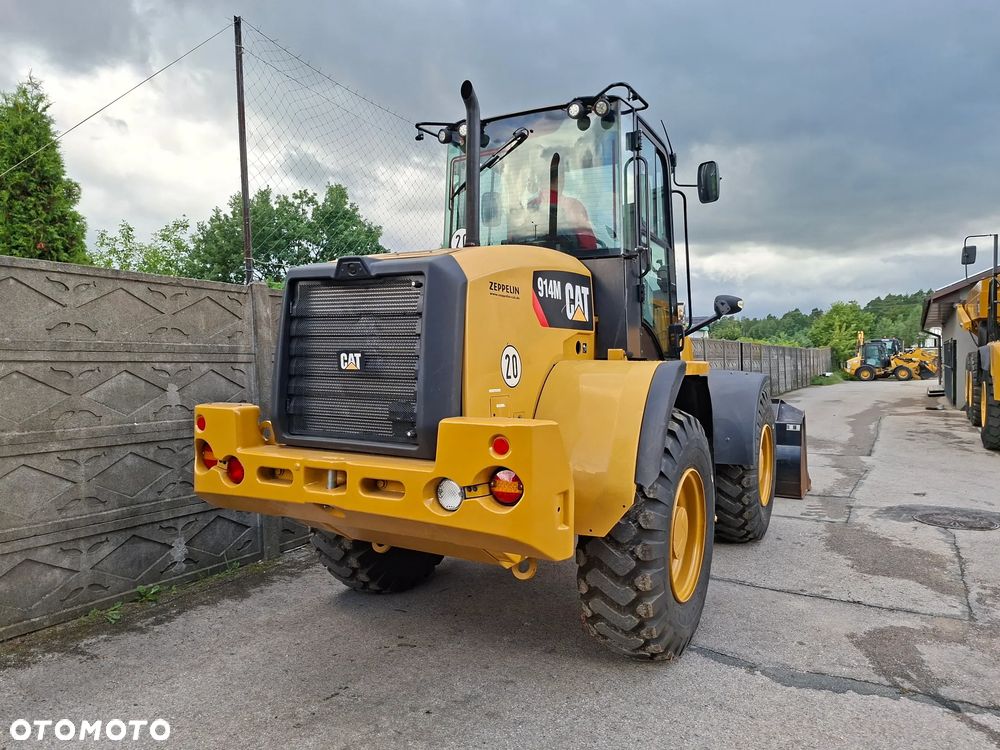 Caterpillar CAT 914 M - 17