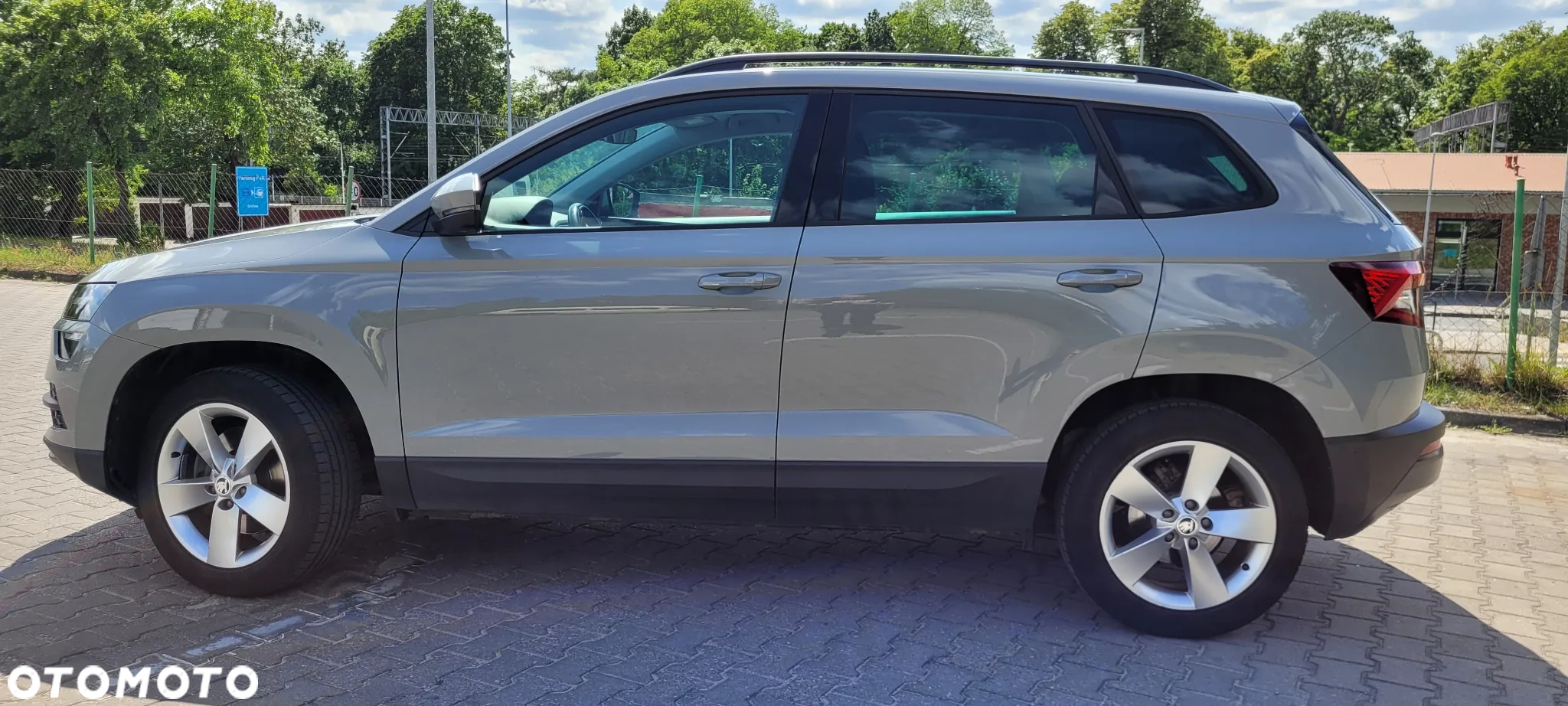 Skoda Karoq 1.5 TSI ACT 4x2 Ambition - 4