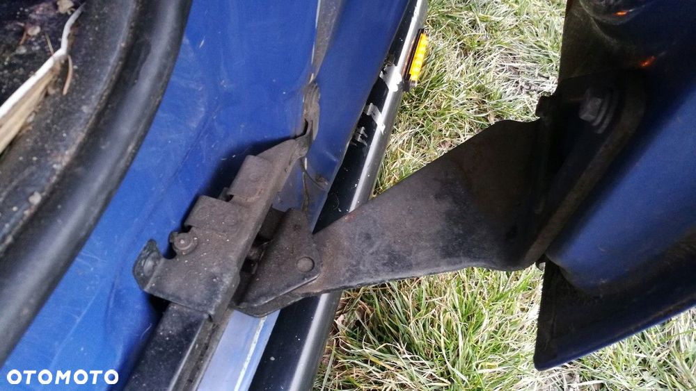 stoper drzwi prowadnicy trafic vivaro primastar - 2