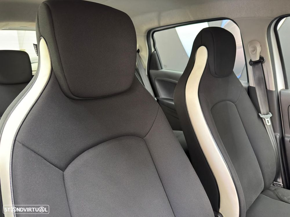 Renault Zoe (s/ Bateria) Zen 50 Flex - 14