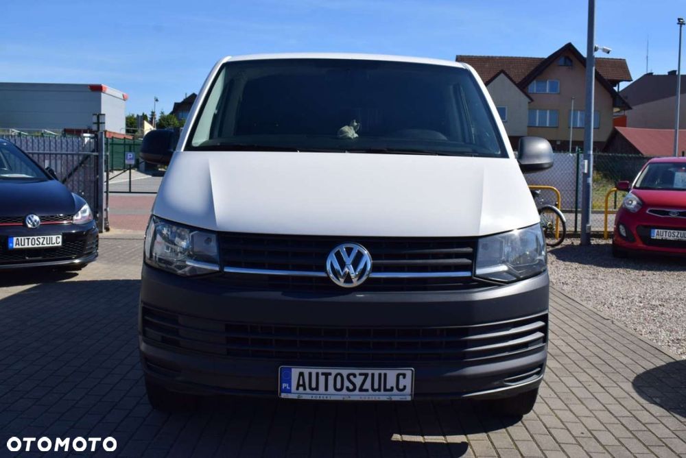 Volkswagen Caravelle - 5