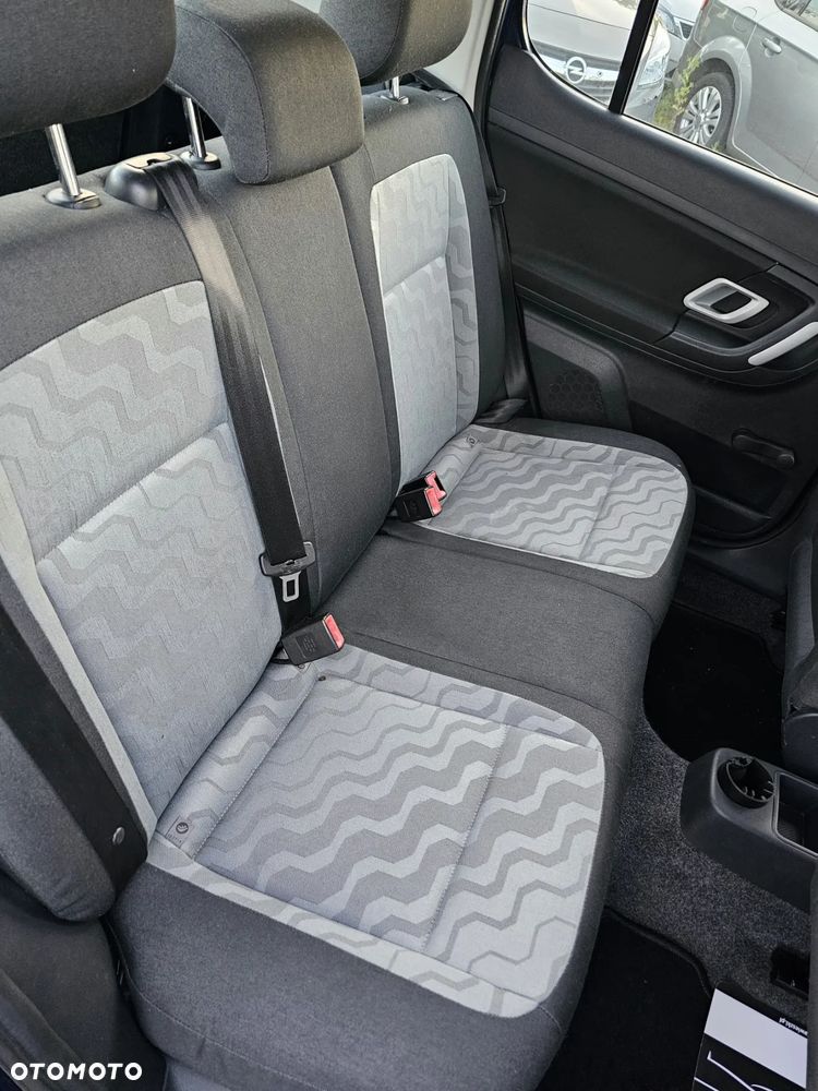 Skoda Fabia 1.4 16V Active Plus - 14