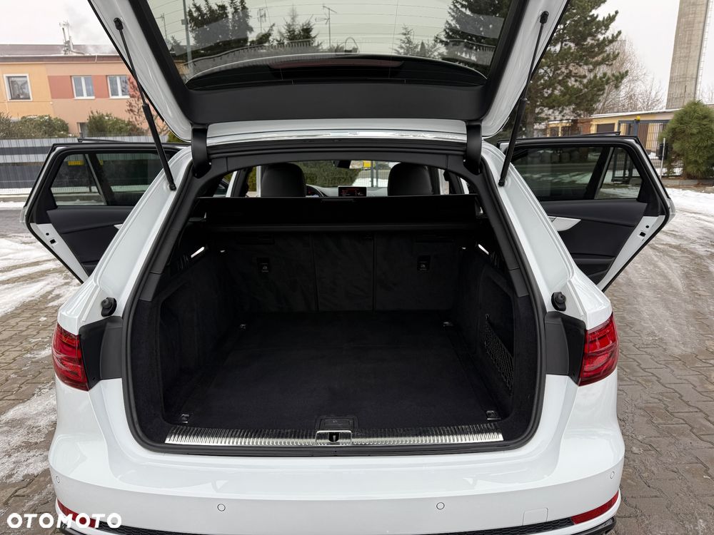 Audi A4 Avant 40 TDI S tronic S line - 29