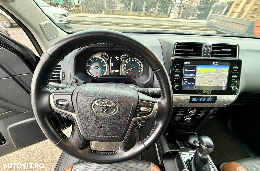 Toyota Land Cruiser 2.8l D-4D 204 CP A/T Luxury Black Matte Edition - 15