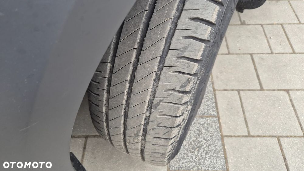 Mercedes-Benz VITO - 8