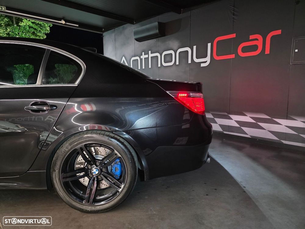 BMW M5 - 55