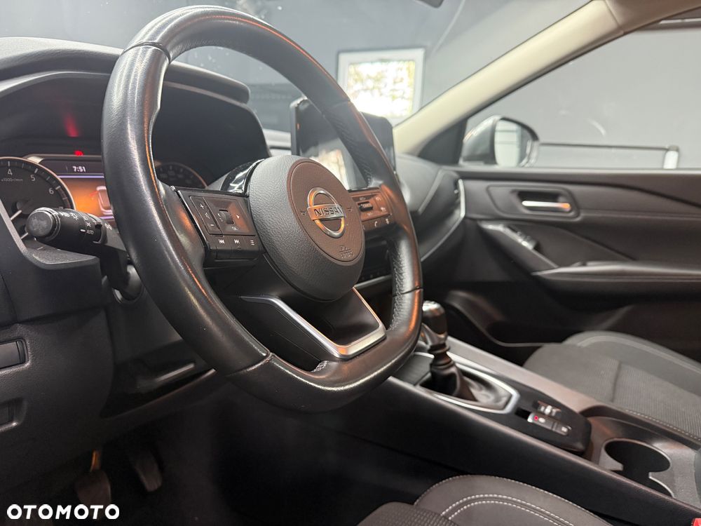 Nissan Qashqai 1.3 DIG-T MHEV N-Connecta - 31