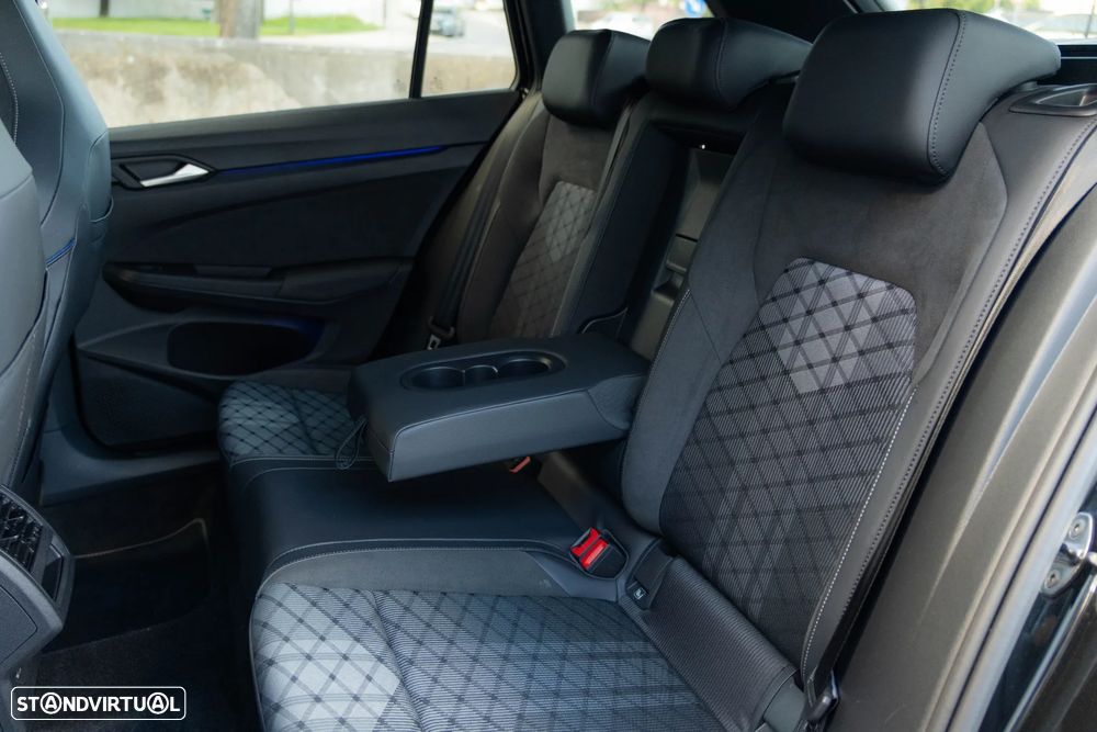 VW Golf Variant 1.5 TSI OPF R-Line - 30