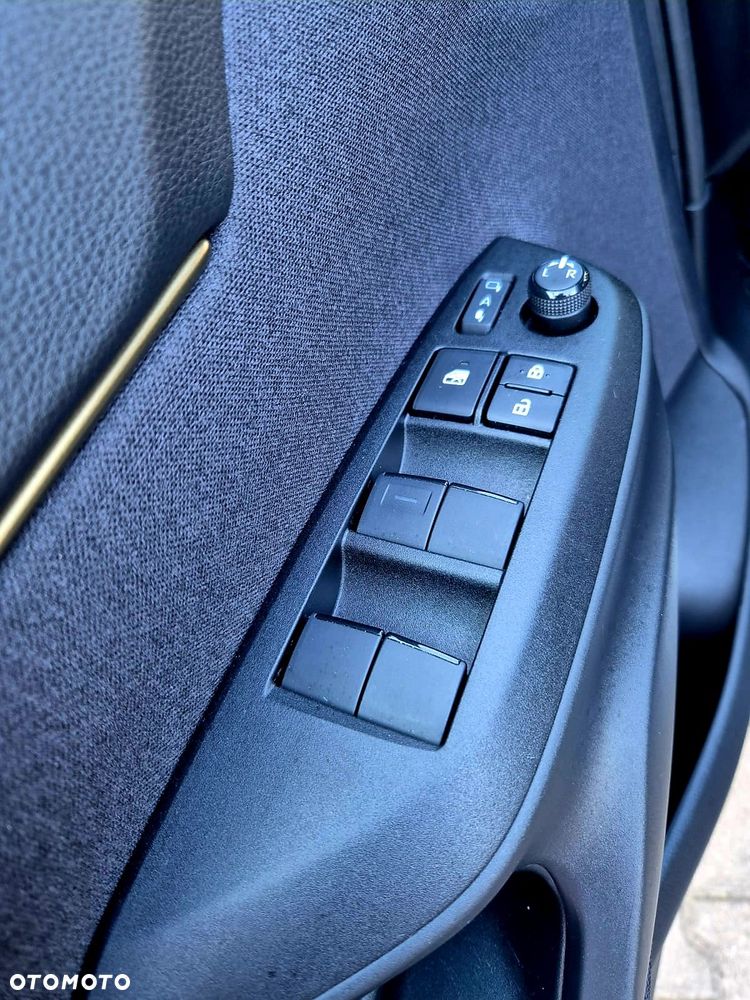 Toyota Yaris Cross Hybrid 1.5 Style AWD - 11