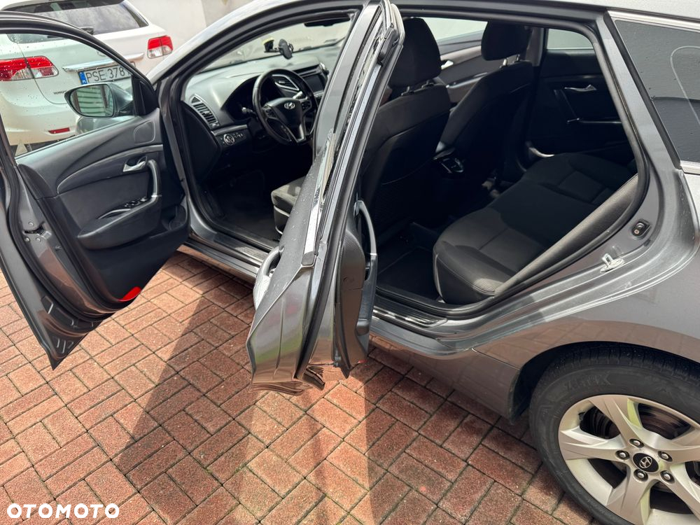 Hyundai i40 i40cw 1.7 CRDi blue Style - 7