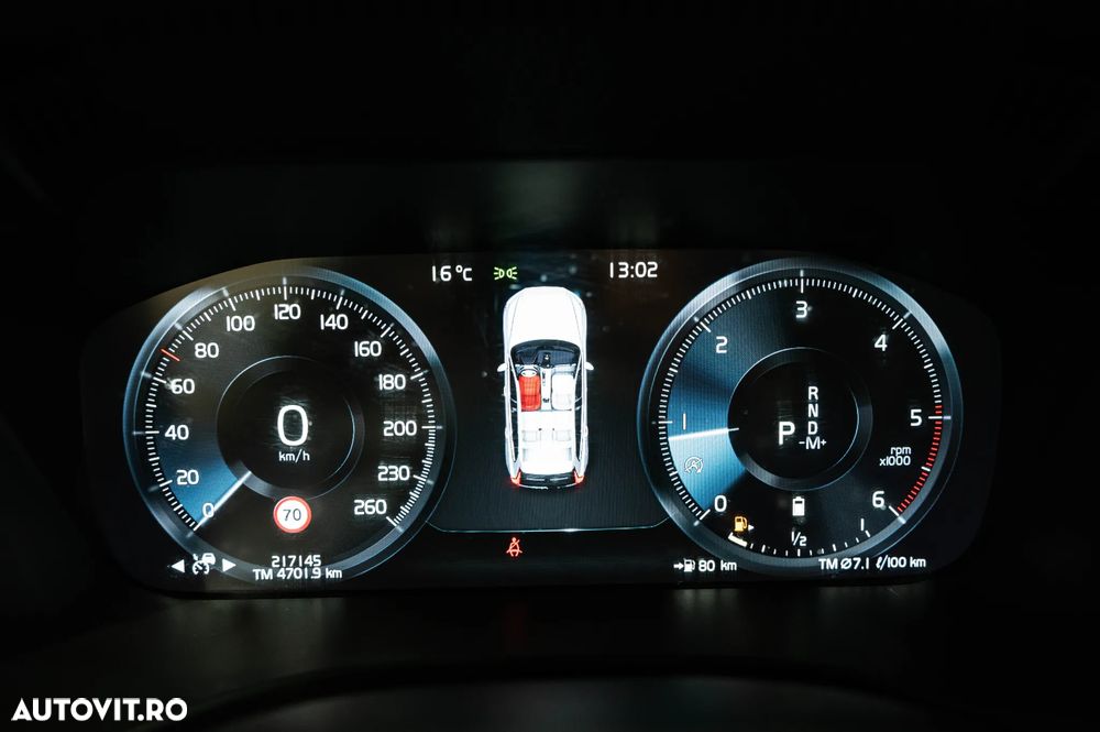 Volvo XC 60 B4 D AWD Geartronic Momentum - 22