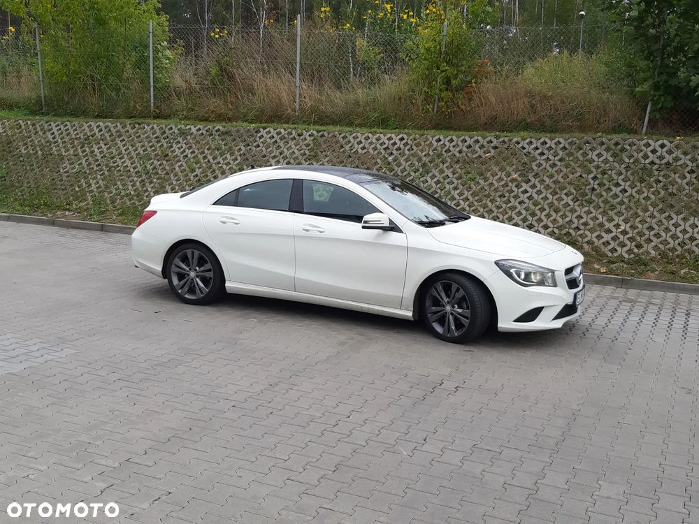 Mercedes-Benz CLA - 4