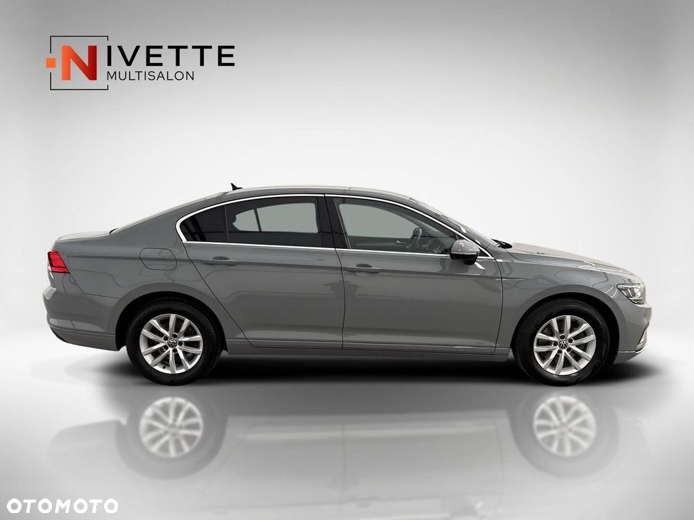 Volkswagen Passat - 7