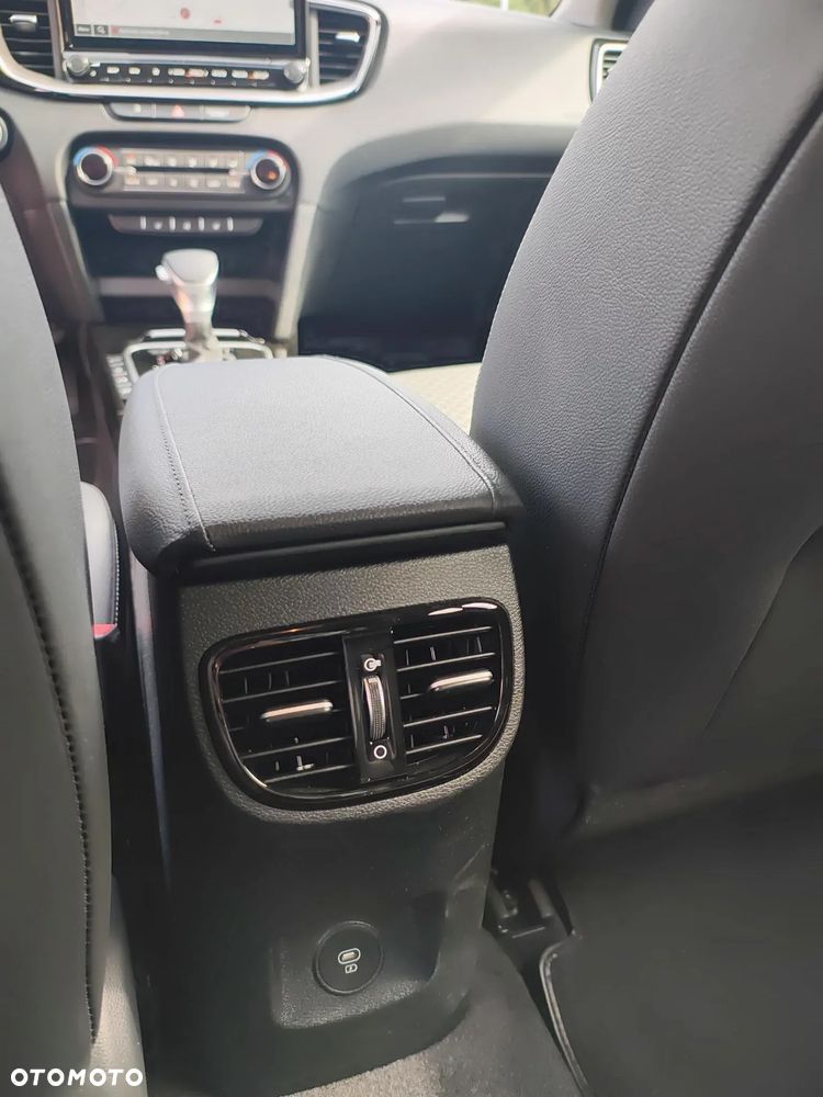 Kia Ceed 1.5 T-GDI Tribute DCT - 24