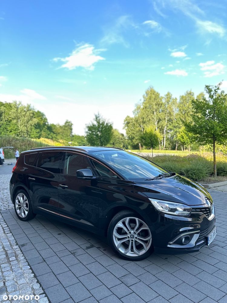 Renault Grand Scenic - 8