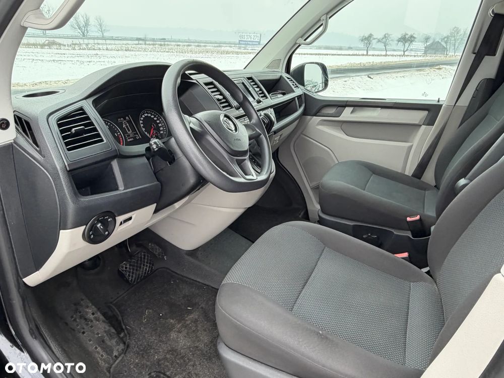 Volkswagen Transporter - 9