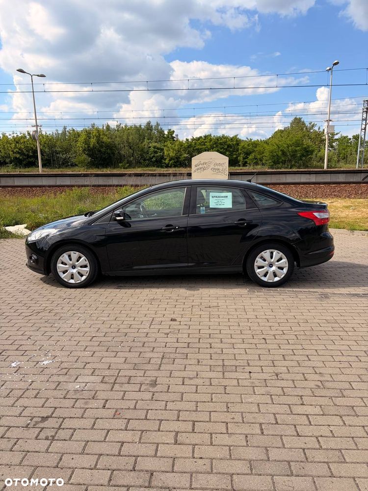 Ford Focus 1.6 TDCi Ambiente - 12