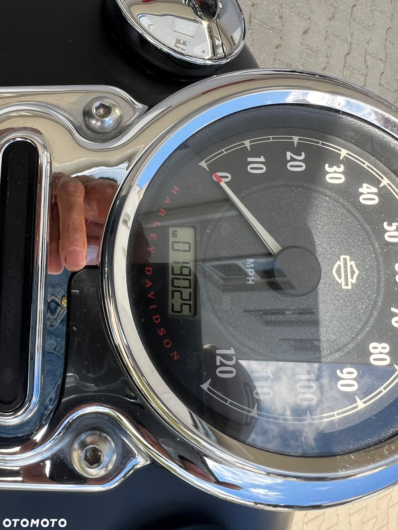 Harley-Davidson Dyna Fat Bob - 13