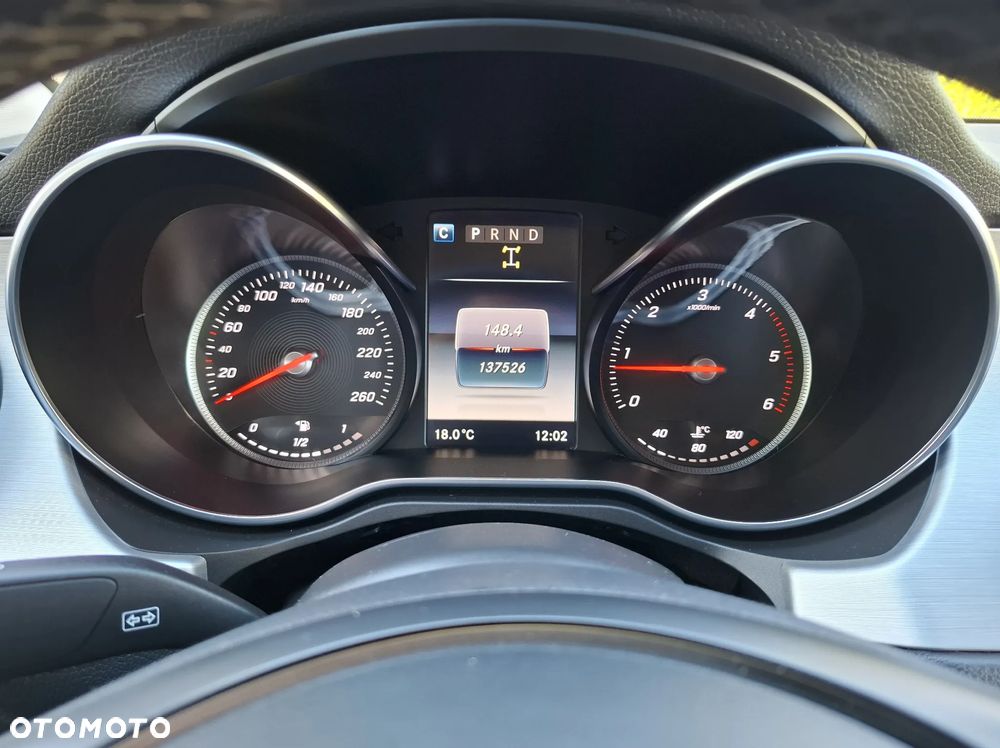 Mercedes-Benz Klasa X - 22