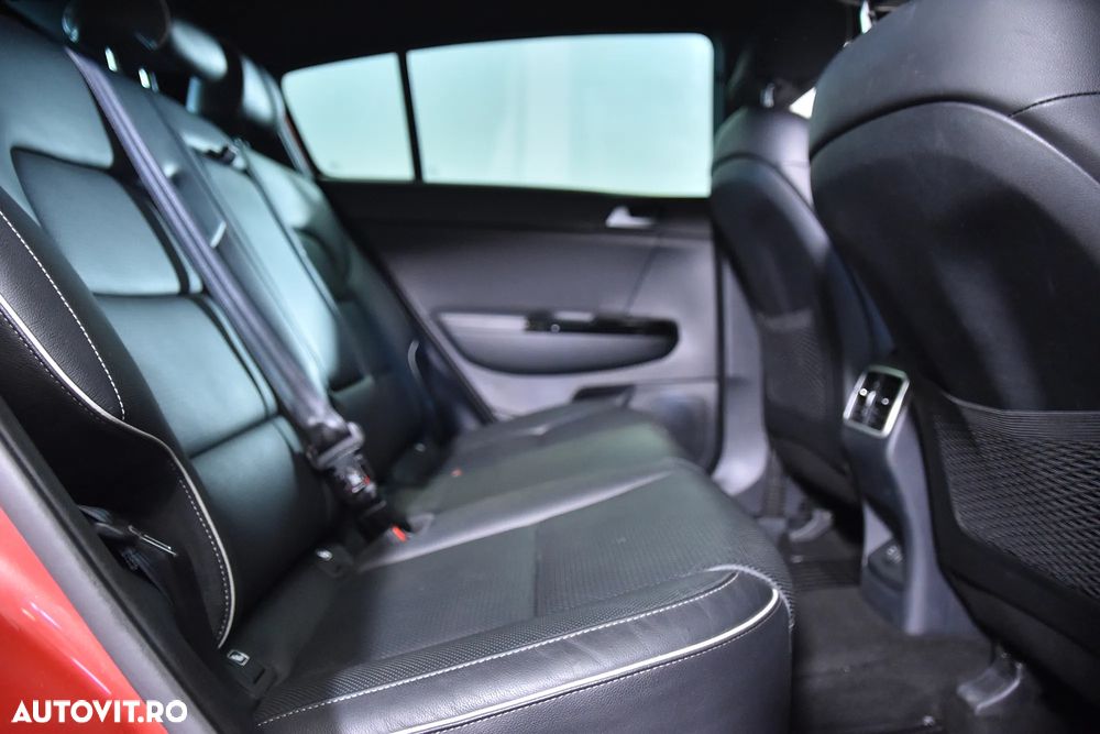 Kia Sportage 1.6 T-GDI AWD Aut. GT Line - 12