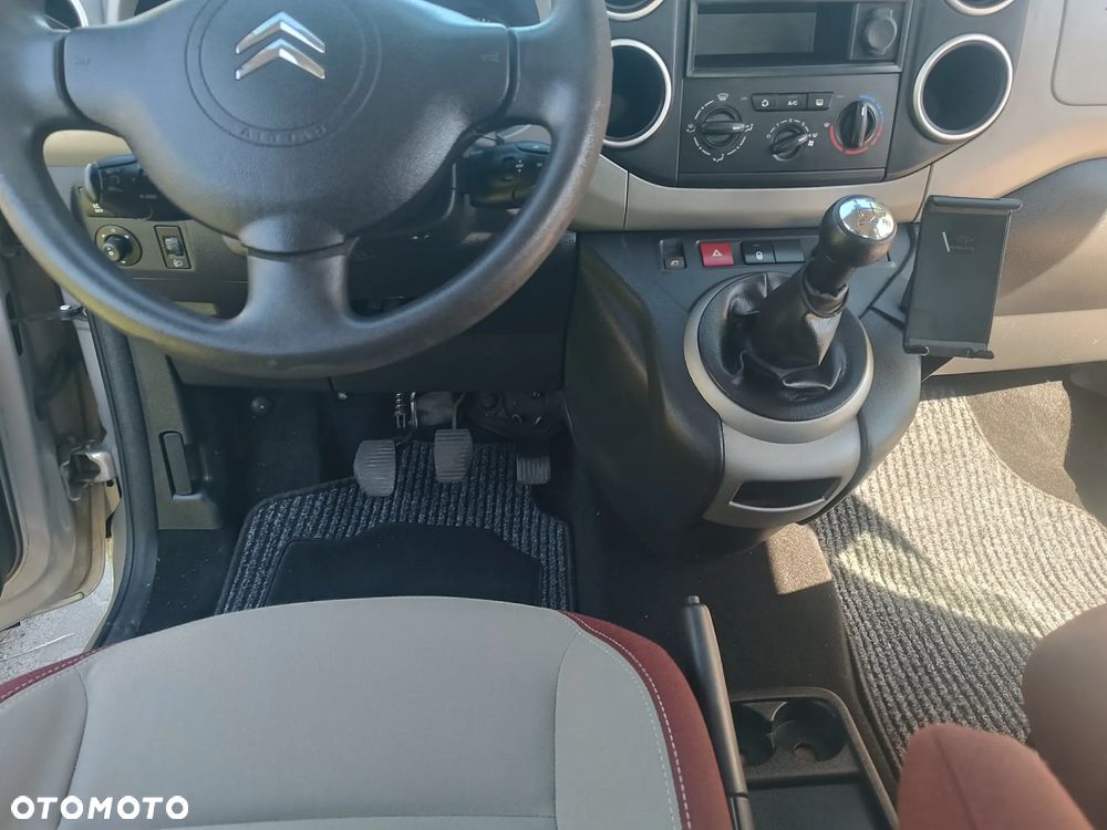 Citroën Berlingo Multispace VTi 120 Exclusive - 23