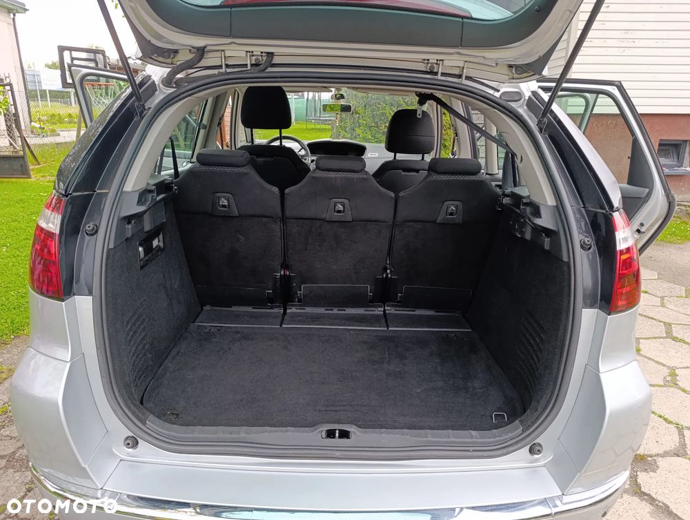 Citroën C4 Picasso - 12