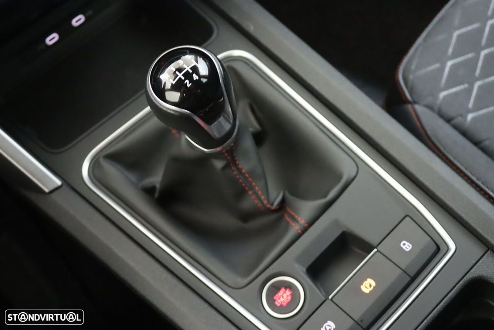 SEAT Leon 1.0 TSI FR - 34