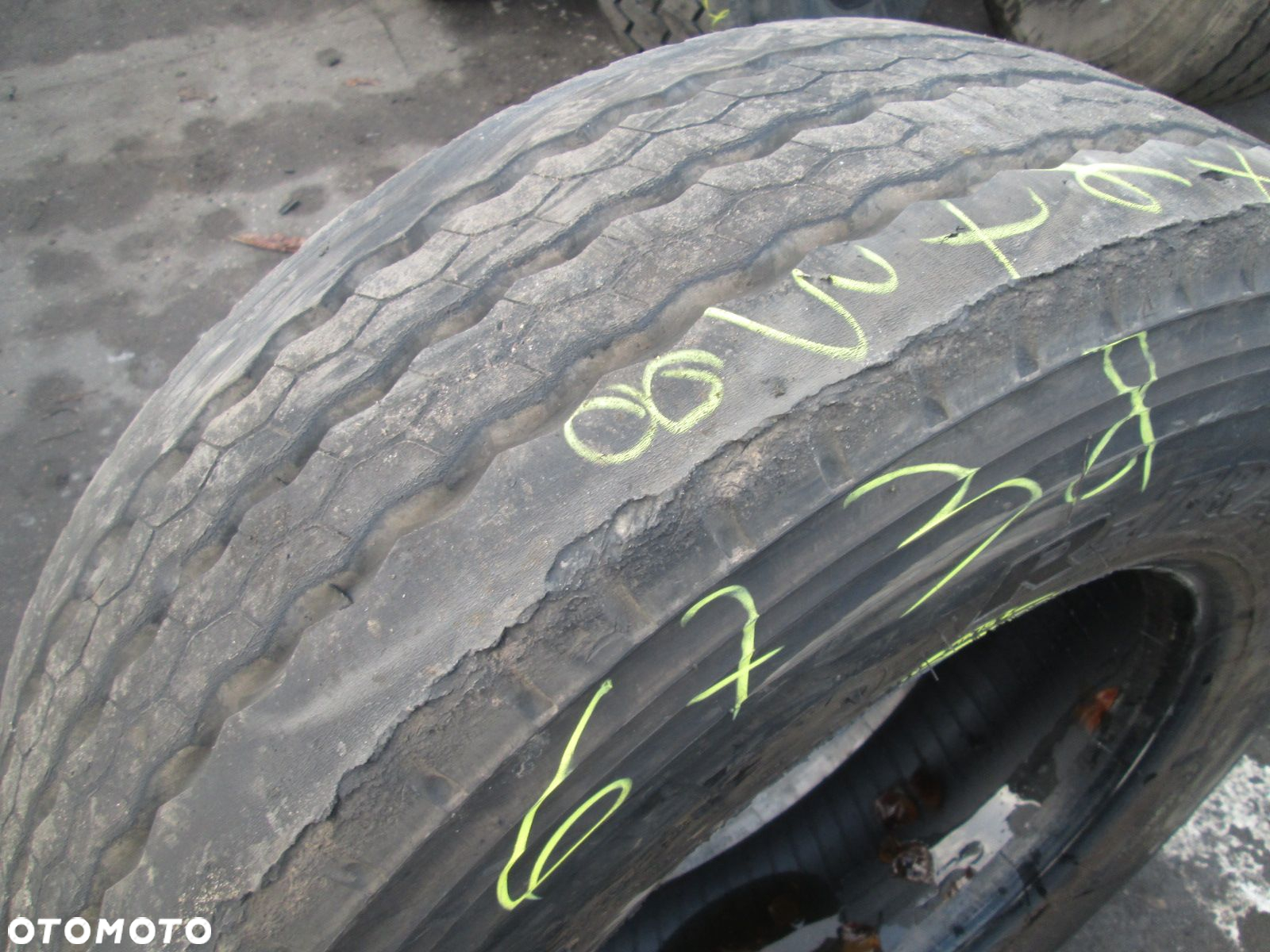 Opona ciężarowa 285/70r19.5 Bridgestone R-TRAILER 001. Opony ciężarowe - 3