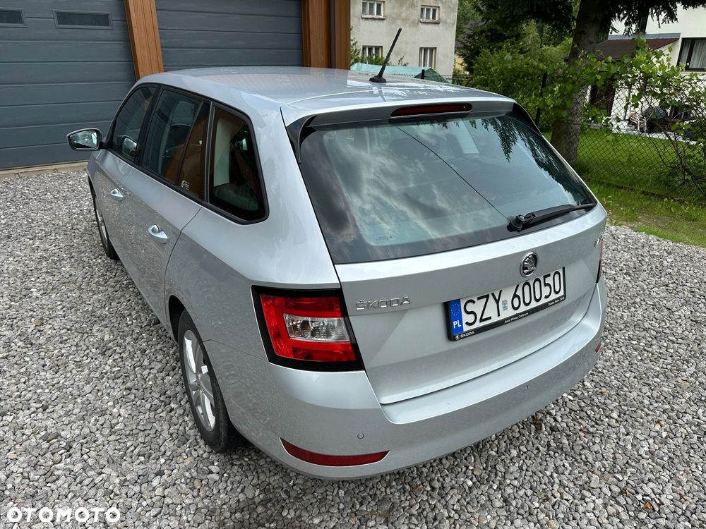 Skoda Fabia 1.0 TSI Ambition - 6