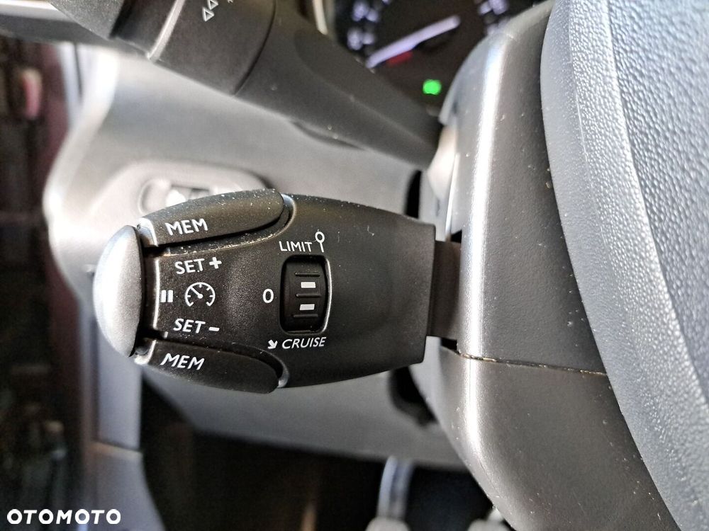 Toyota Proace City Verso Long 1.5 D-4D Family - 36