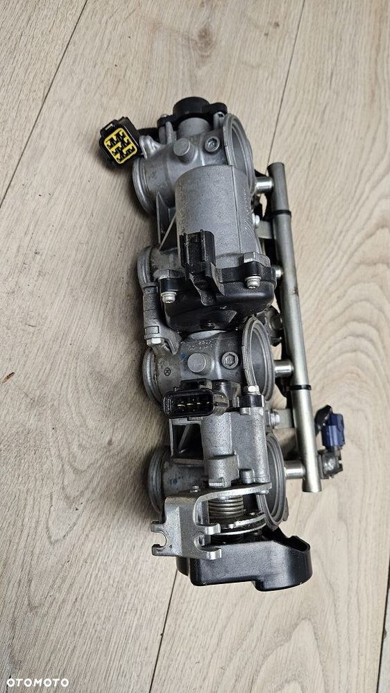Listwa Wtryskowa Przepustnica Yamaha YZF-R6 R6 2008-2016 13S Dawca Części - 5