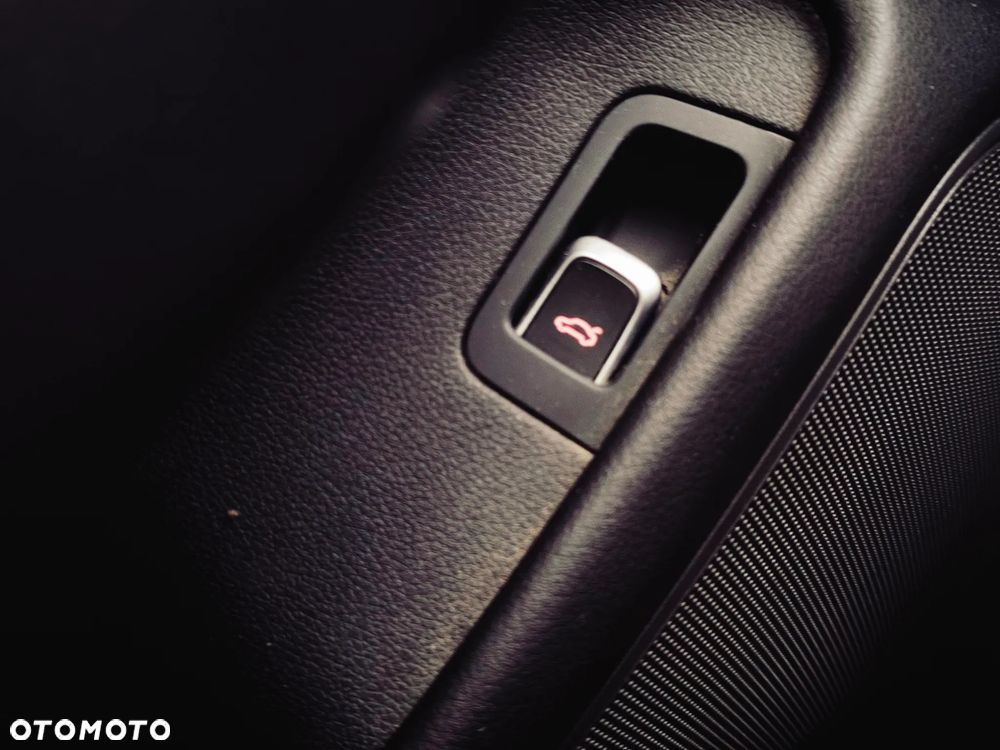 Audi A6 Avant 3.0 TDI Quattro S tronic - 16