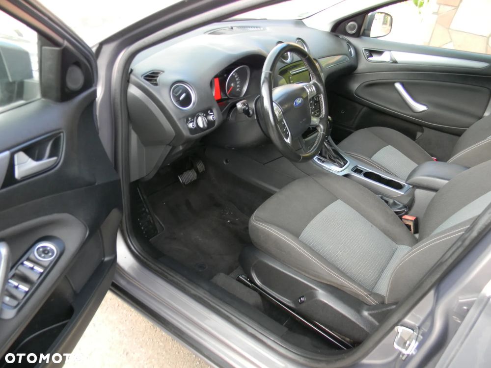 Ford Mondeo 2.0 TDCi ECOnetic Trend - 11